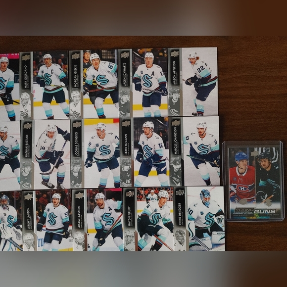 Seattle Kraken NHL Upper Deck 25 card lot (Wright, Geekie RC) - Picture 3 of 5